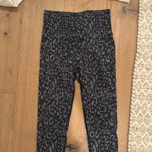 Cheetah Print Booty scrunch gym leggings